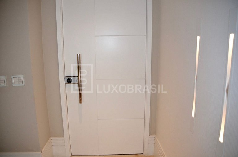 Apartamento Saint Tropez 4 quartos praia da Barra da Tijuca