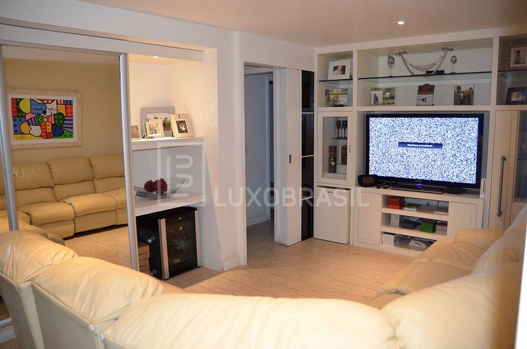 Apartamento Saint Tropez 4 quartos praia da Barra da Tijuca