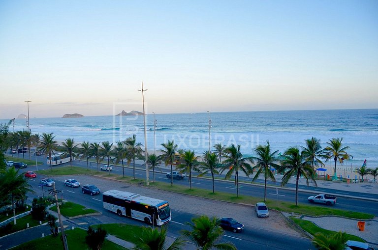 Apartamento Saint Tropez 4 quartos praia da Barra da Tijuca