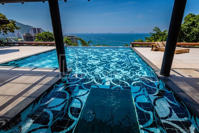 Mansão espetacular no Rio de Janeiro com vista incrível