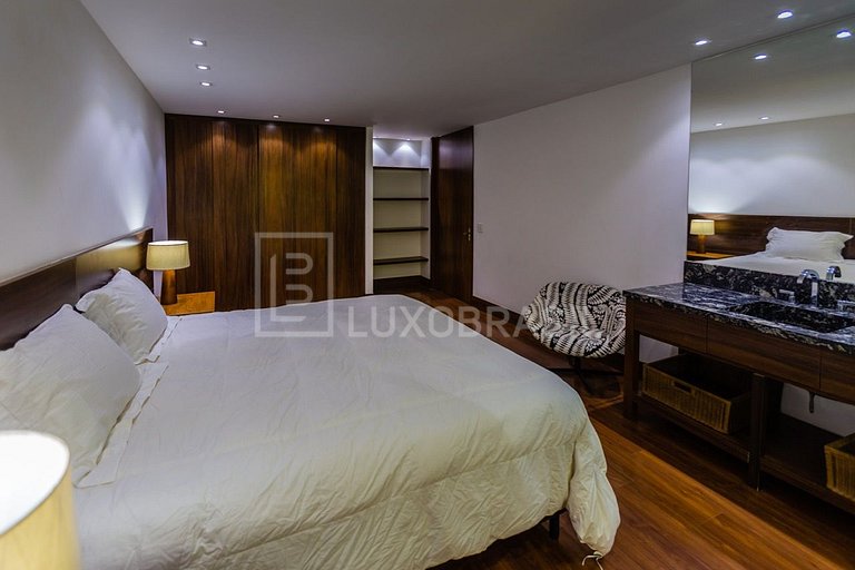 Mansão espetacular no Rio de Janeiro com vista incrível