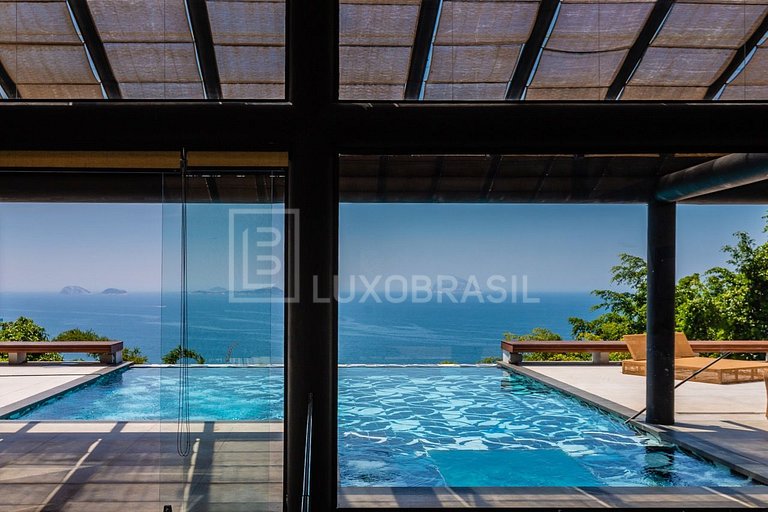 Mansão espetacular no Rio de Janeiro com vista incrível