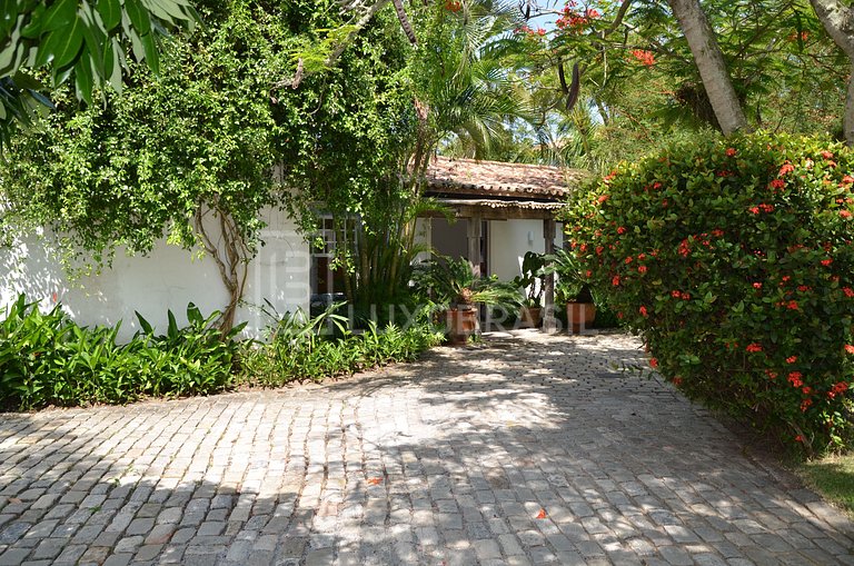 LUXOBRASIL #CF01 Casa en Condominio Moringa Cabo Frio Alquil