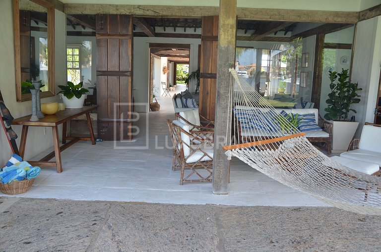 LUXOBRASIL #CF01 Casa en Condominio Moringa Cabo Frio Alquil