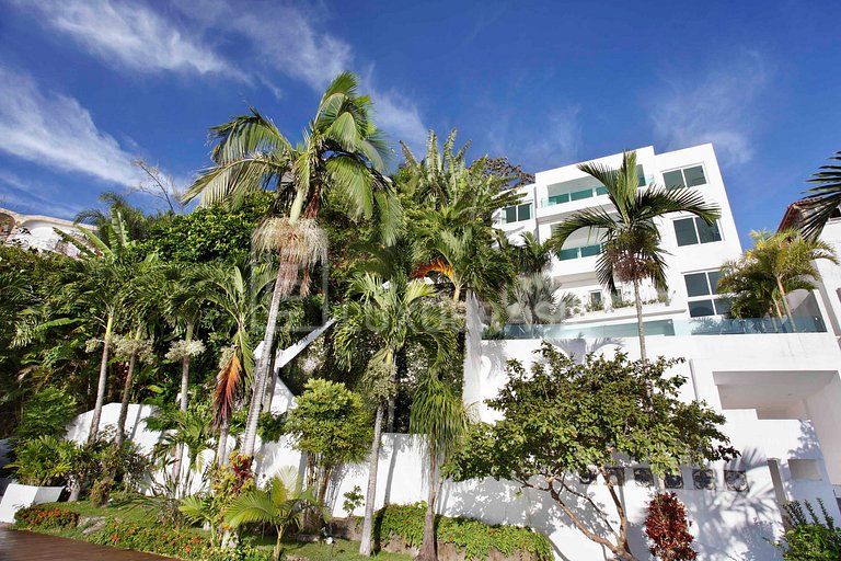 LUXOBRASIL #RJ17 Mansion Spectacular View 03 Suites Joá Vaca