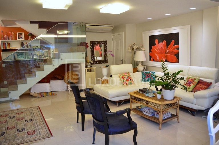 Linda cobertura Duplex no Jardim Oceânico