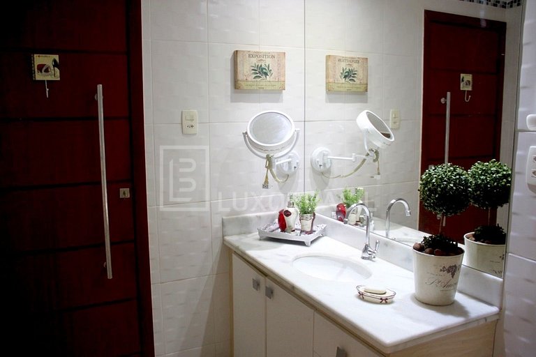 LUXOBRASIL #RJ413 Maravilloso piso en Av Atlântica 04 habita