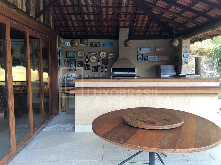 Sitio em Teresópolis com 2 casas #731