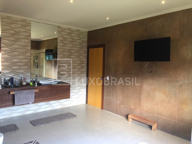 Sitio em Teresópolis com 2 casas #731