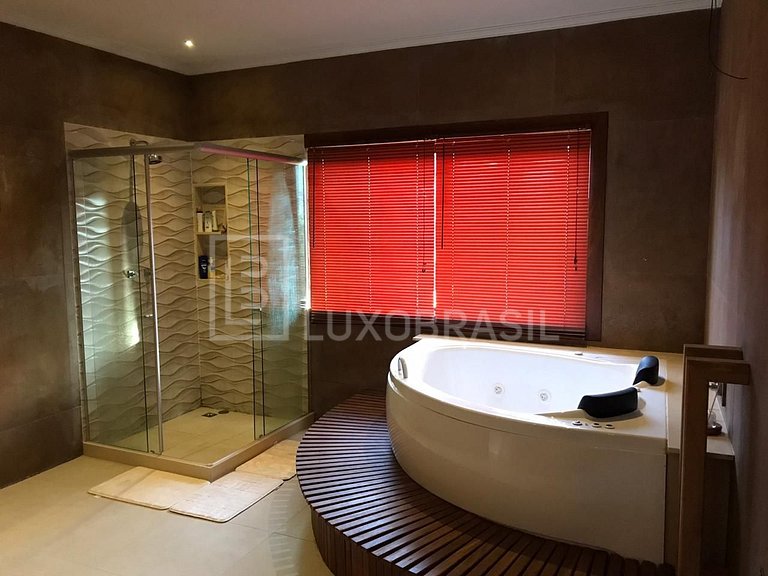 LUXOBRASIL #SE04 Farm in Teresópolis with 02 houses House Va