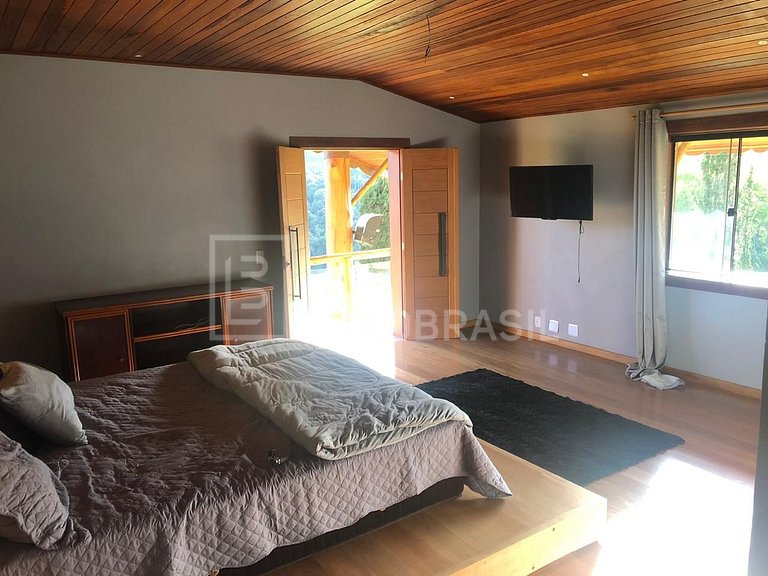LUXOBRASIL #SE04 Farm in Teresópolis with 02 houses House Va