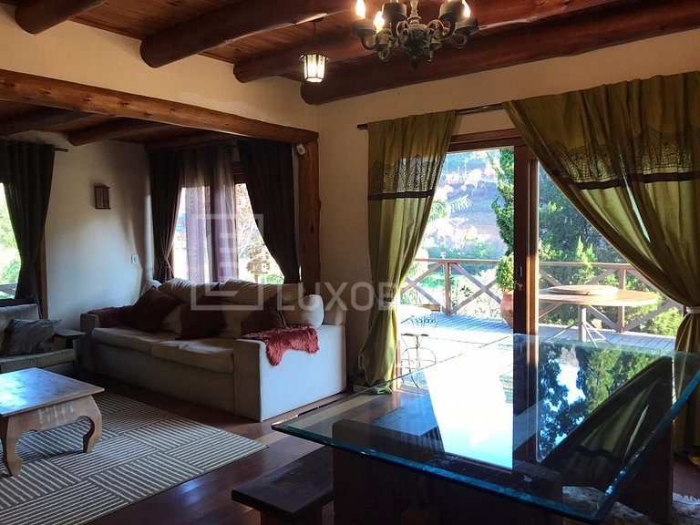Sitio em Teresópolis com 2 casas #731