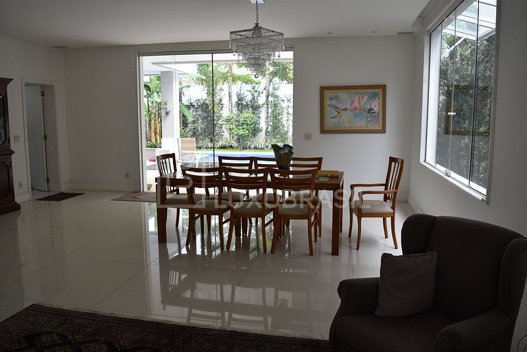 Casa em Condomínio de Luxo na Barra da Tijuca #732