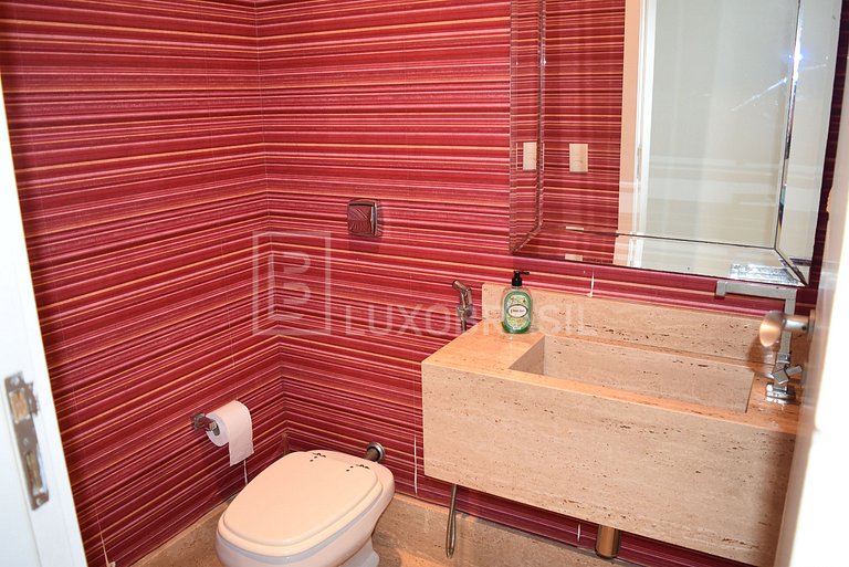 Casa em Condomínio de Luxo na Barra da Tijuca #732