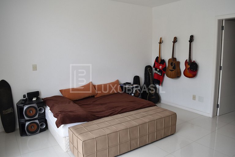 Casa em Condomínio de Luxo na Barra da Tijuca #732
