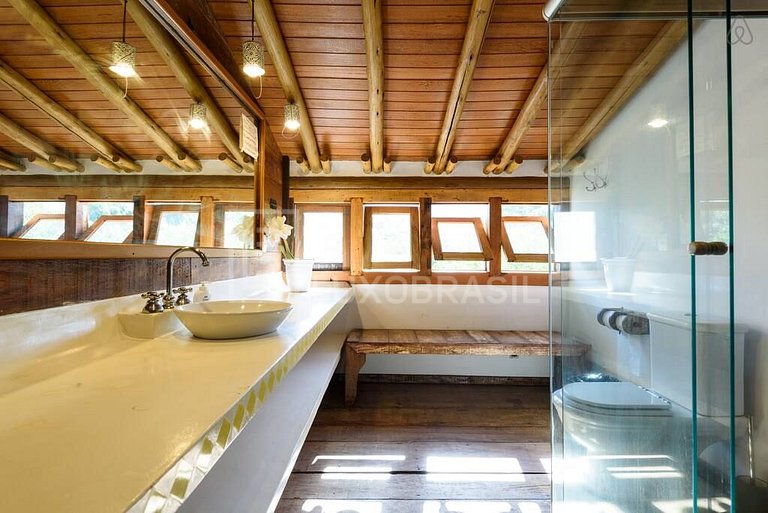 LUXOBRASIL #RJ742 Casa con deck en las orillas del canal en