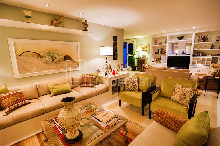 LB – RJ139 Four-Bedroom House for Sale at Jardim Clube da Ba