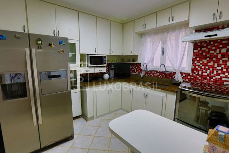 Casa na Barra da Tijuca no condomínio Jardim Clube da Barra