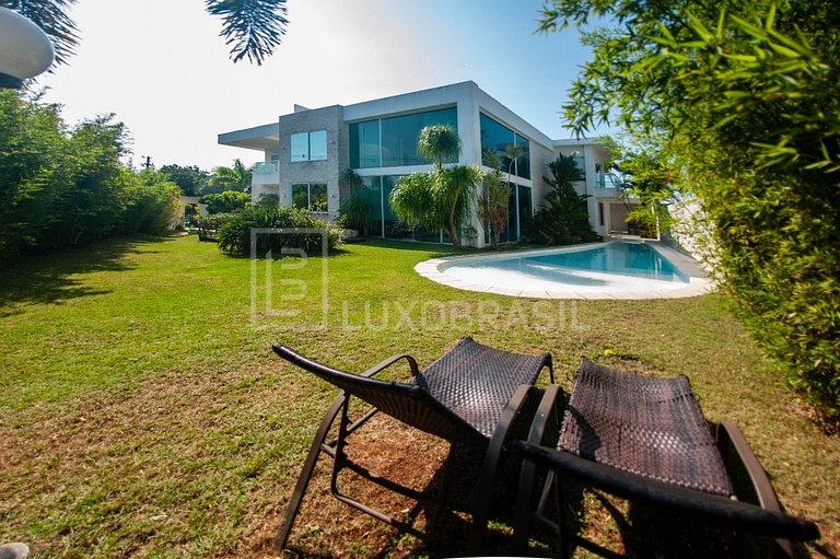 LB - RJ725 Mansion with 7 Bedrooms in Mansões Condominium |