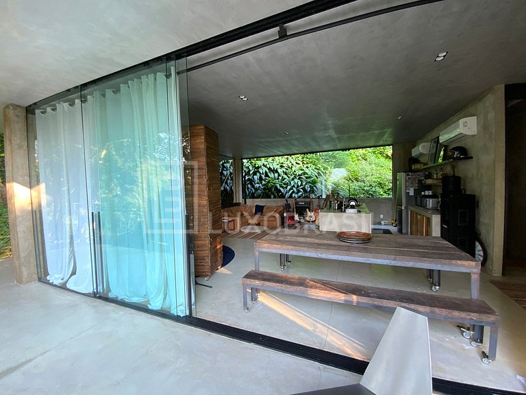 LUXOBRASIL #RJ751 Modern House in Floresta 02 Suites Itanhan