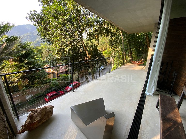 LUXOBRASIL #RJ751 Modern House in Floresta 02 Suites Itanhan