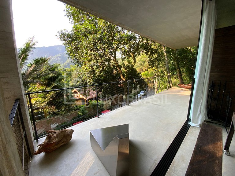 LUXOBRASIL #RJ751 Modern House in Floresta 02 Suites Itanhan