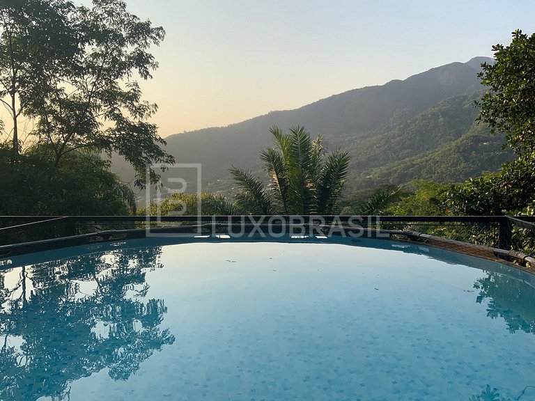 LUXOBRASIL #RJ751 Modern House in Floresta 02 Suites Itanhan