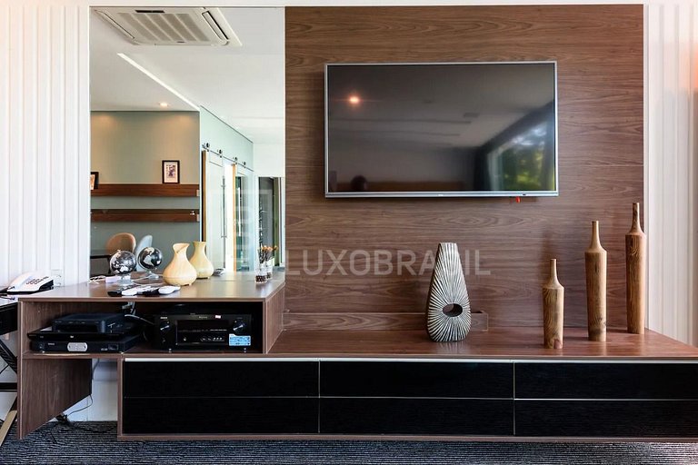 LUXOBRASIL #RJ752 Mansion Le Joux 04 Suites and 02 Rooms Joá