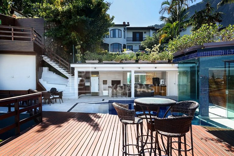 LUXOBRASIL #RJ752 Mansion Le Joux 04 Suites and 02 Rooms Joá
