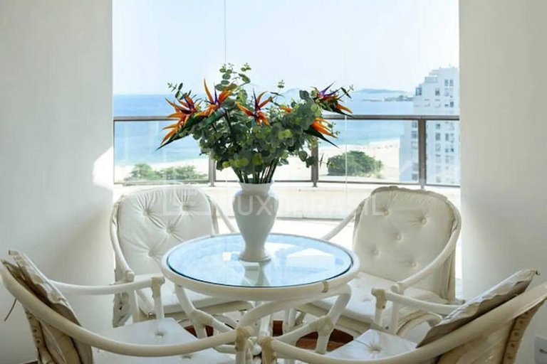 LUXOBRASIL #RJ53 Penthouse Copacabana Beach View 03 Dormitor
