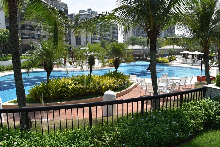 Apartamento Saint Tropez 4 quartos praia da Barra da Tijuca