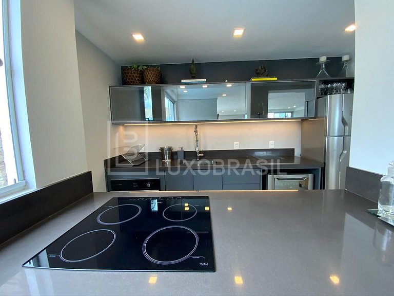 LUXOBRASIL #RJ513 02 dormitorios Penthouse en Lagoa Alquiler