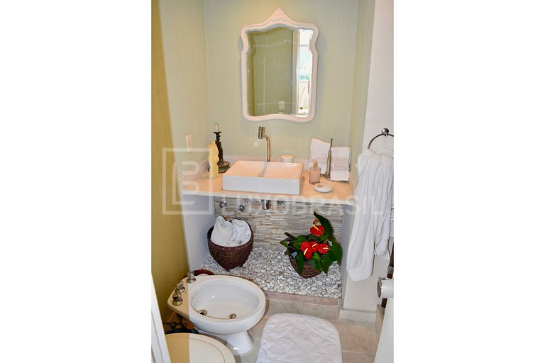 LUXOBRASIL #RJ513 02 dormitorios Penthouse en Lagoa Alquiler