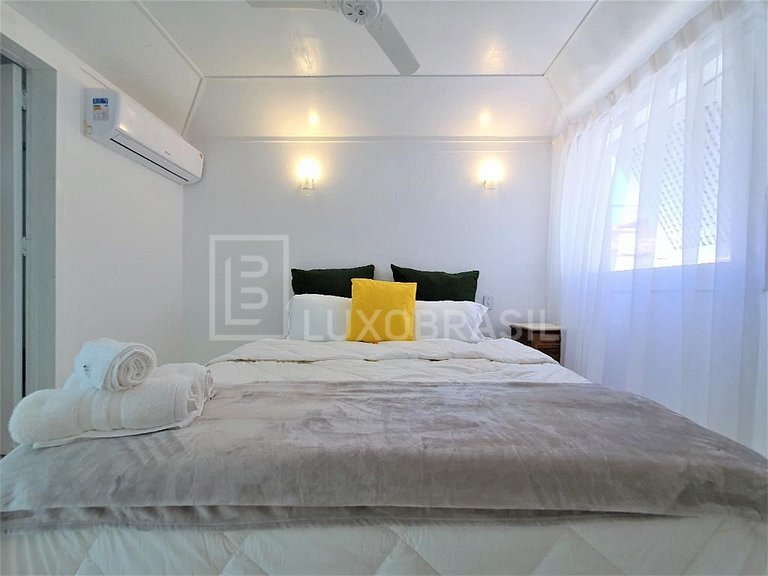 LUXOBRASIL #BZ13 Casa da Ferradura 05 Bedrooms Sea Front Búz