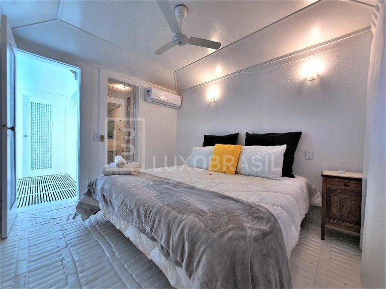 LUXOBRASIL #BZ13 Casa da Ferradura 05 Dormitorios Frente al