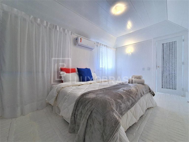 LUXOBRASIL #BZ13 Casa da Ferradura 05 Dormitorios Frente al