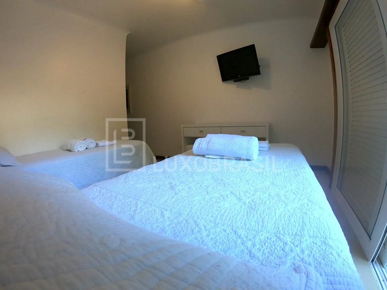 LUXOBRASIL #BZ11 Casa Azahara 06 Suites Búzios Alquiler de V