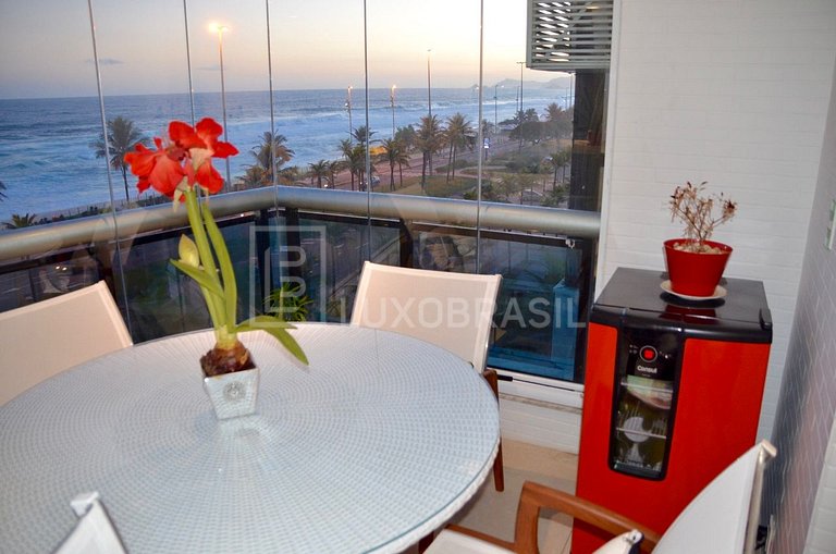 Apartamento Saint Tropez 4 quartos praia da Barra da Tijuca