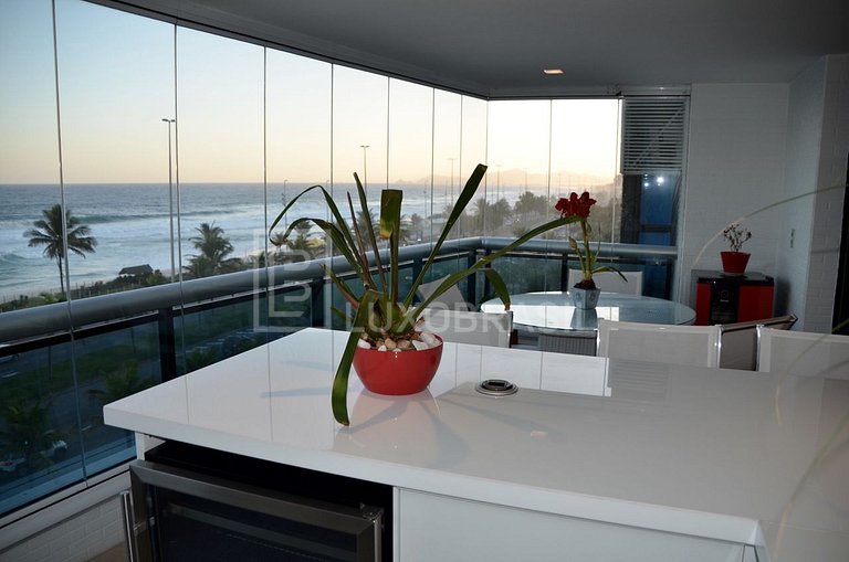 Apartamento Saint Tropez 4 quartos praia da Barra da Tijuca