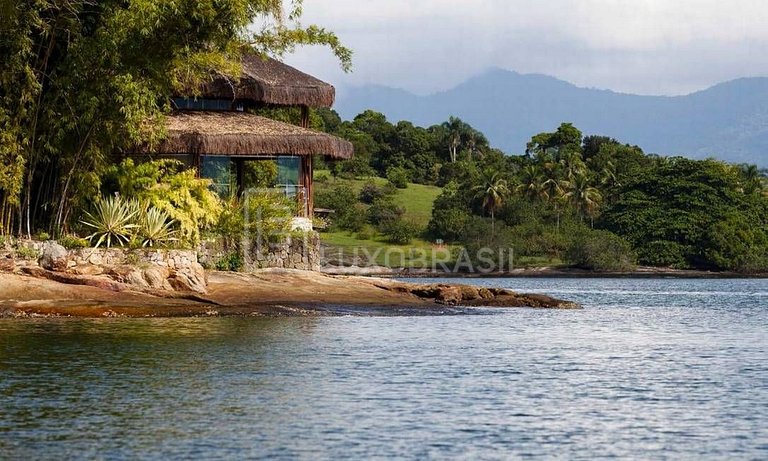 Mansão Exclusiva em Ilha do Capítulo, Angra dos Reis