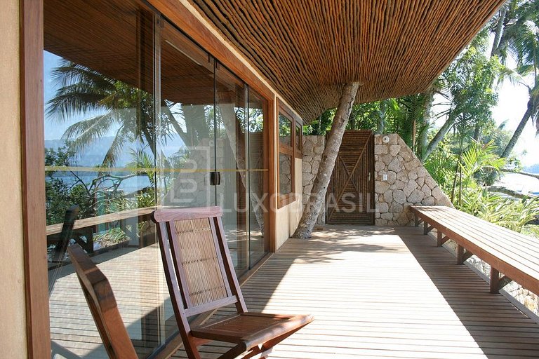 Mansão Exclusiva em Ilha do Capítulo, Angra dos Reis