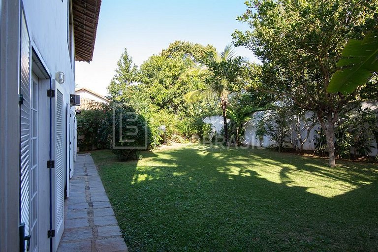 LUXOBRASIL #BZ19 Praia do Canto Casa 05 Suites Alquiler de V