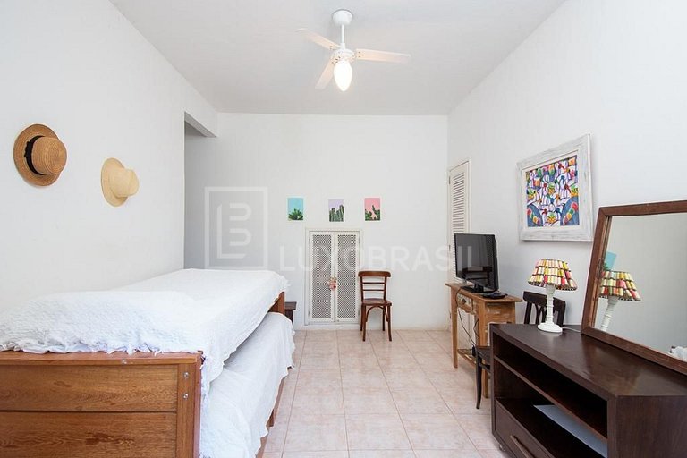 LUXOBRASIL #BZ19 Praia do Canto Casa 05 Suites Alquiler de V