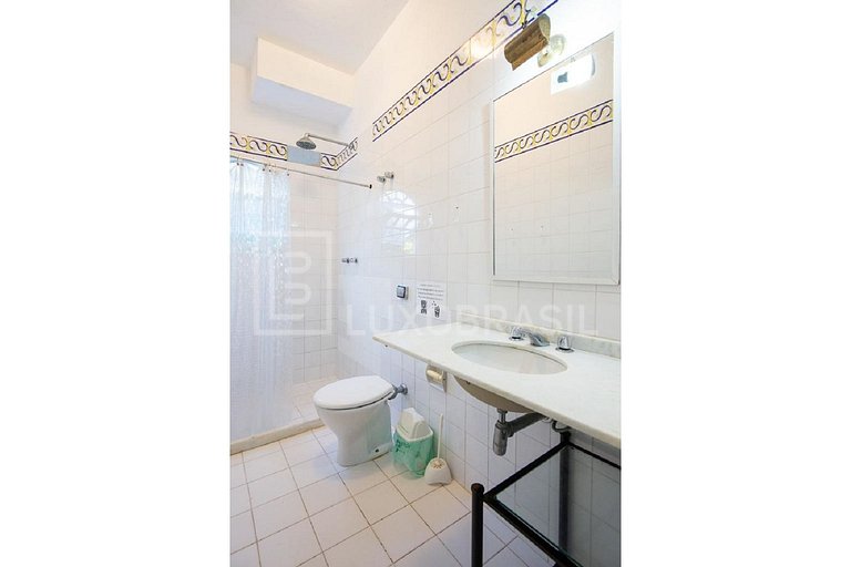LUXOBRASIL #BZ19 Praia do Canto Casa 05 Suites Alquiler de V