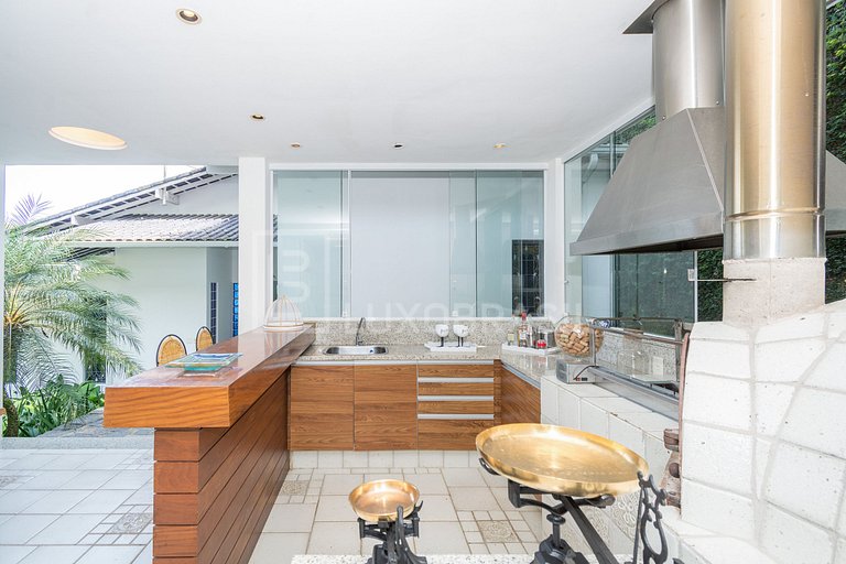 LuxuryBrazil #AR15 Casa Blanca 07 habitaciones Angra Alquile