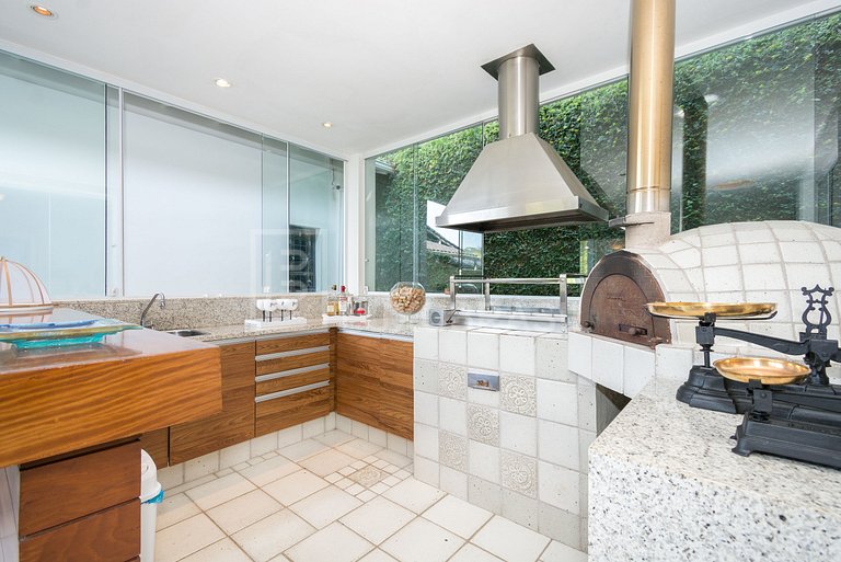 LuxuryBrazil #AR15 Casa Blanca 07 habitaciones Angra Alquile