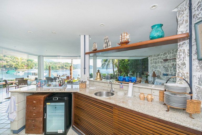 LuxuryBrazil #AR15 Casa Blanca 07 habitaciones Angra Alquile