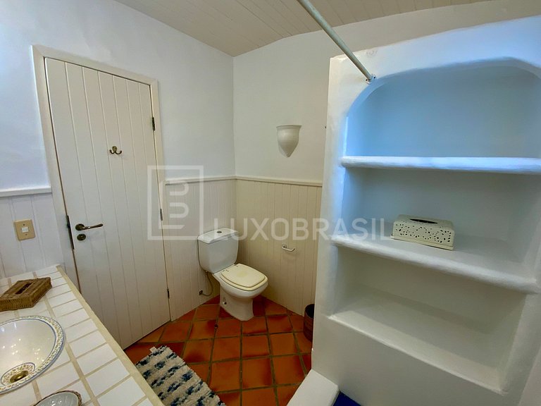 Mansão Búzios Pé na Areia 09 Suítes