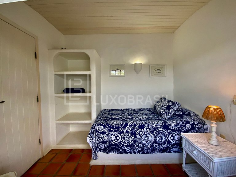 Mansão Búzios Pé na Areia 09 Suítes