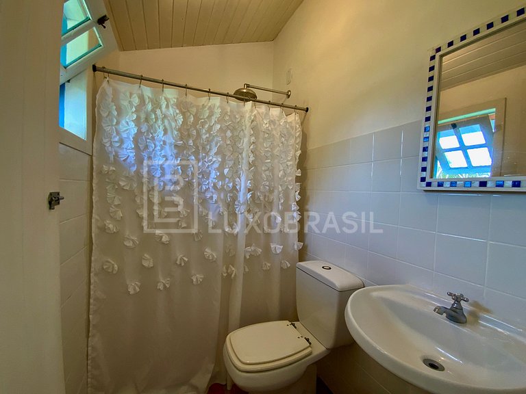 Mansão Búzios Pé na Areia 09 Suítes